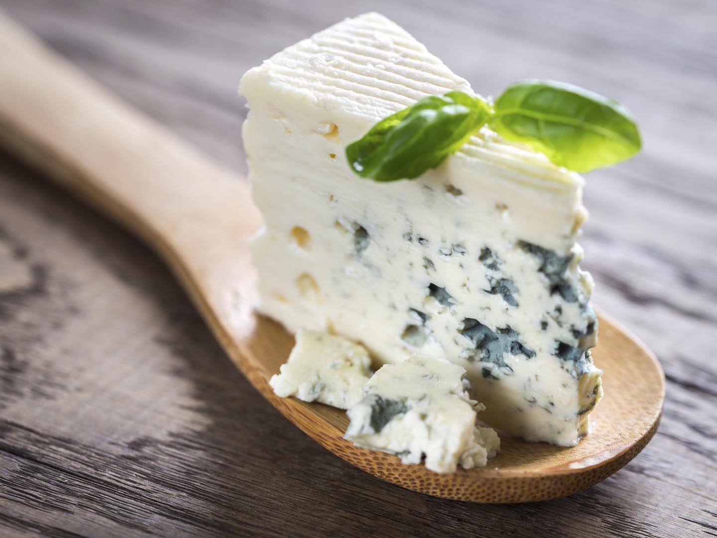 Сыр с голубой плесенью Blue Cheese