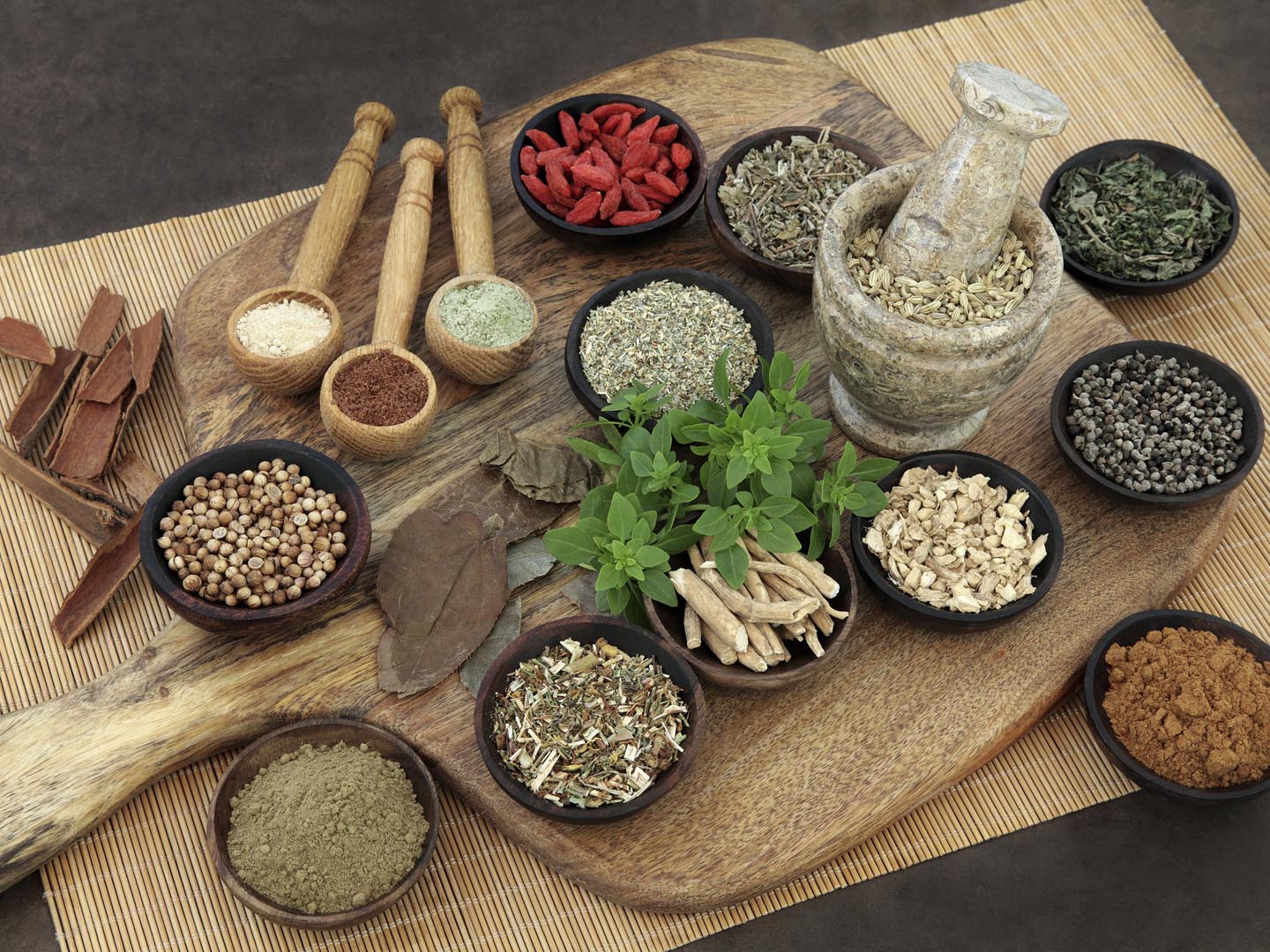 International cooking : Herbs and Spices
